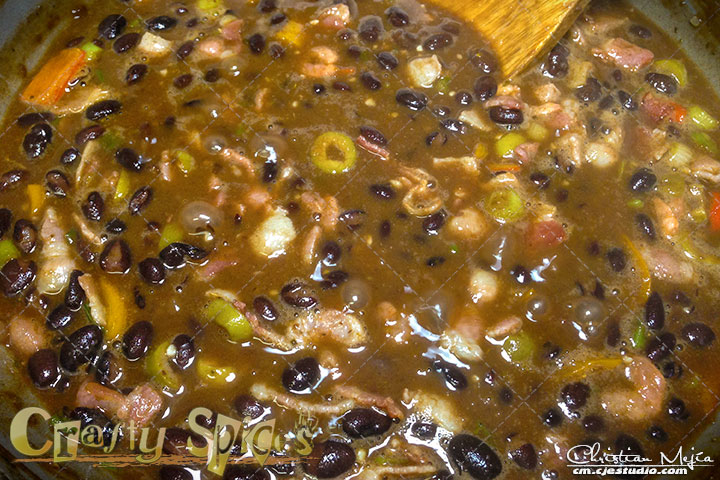 Cream of Black Beans with Shrimps in the making