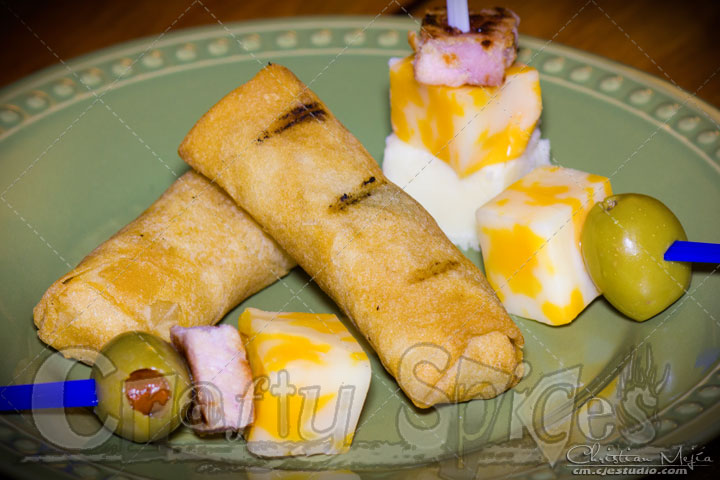 Cheese and ham fun bites as a side