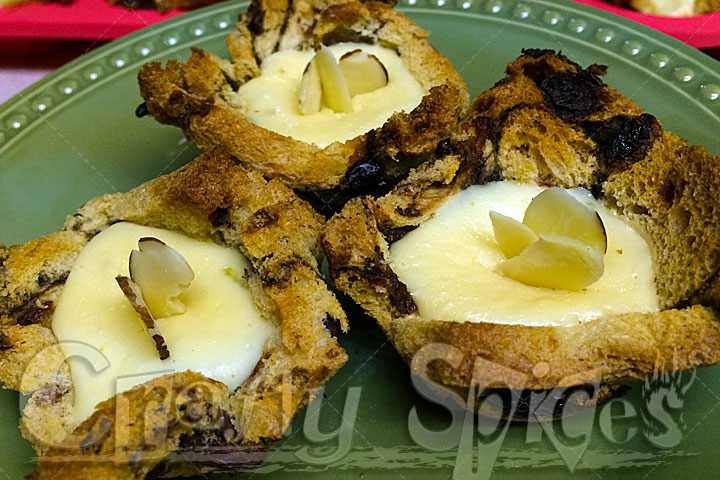 Lime Cheesecake in raisin bread cups