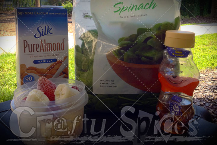 Spinach, Strawberry and Banana Smoothie Ingredients