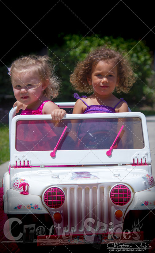 Kira and Marija in the car